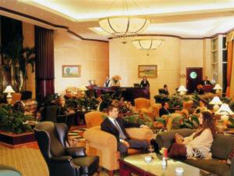 Habtoor Metropolitan Palace Hotel Beirut Exterior foto