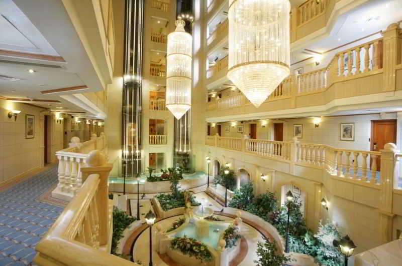 Habtoor Metropolitan Palace Hotel Beirut Exterior foto