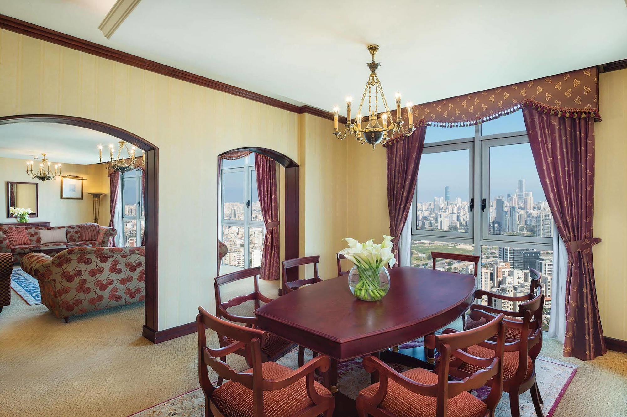 Habtoor Metropolitan Palace Hotel Beirut Exterior foto